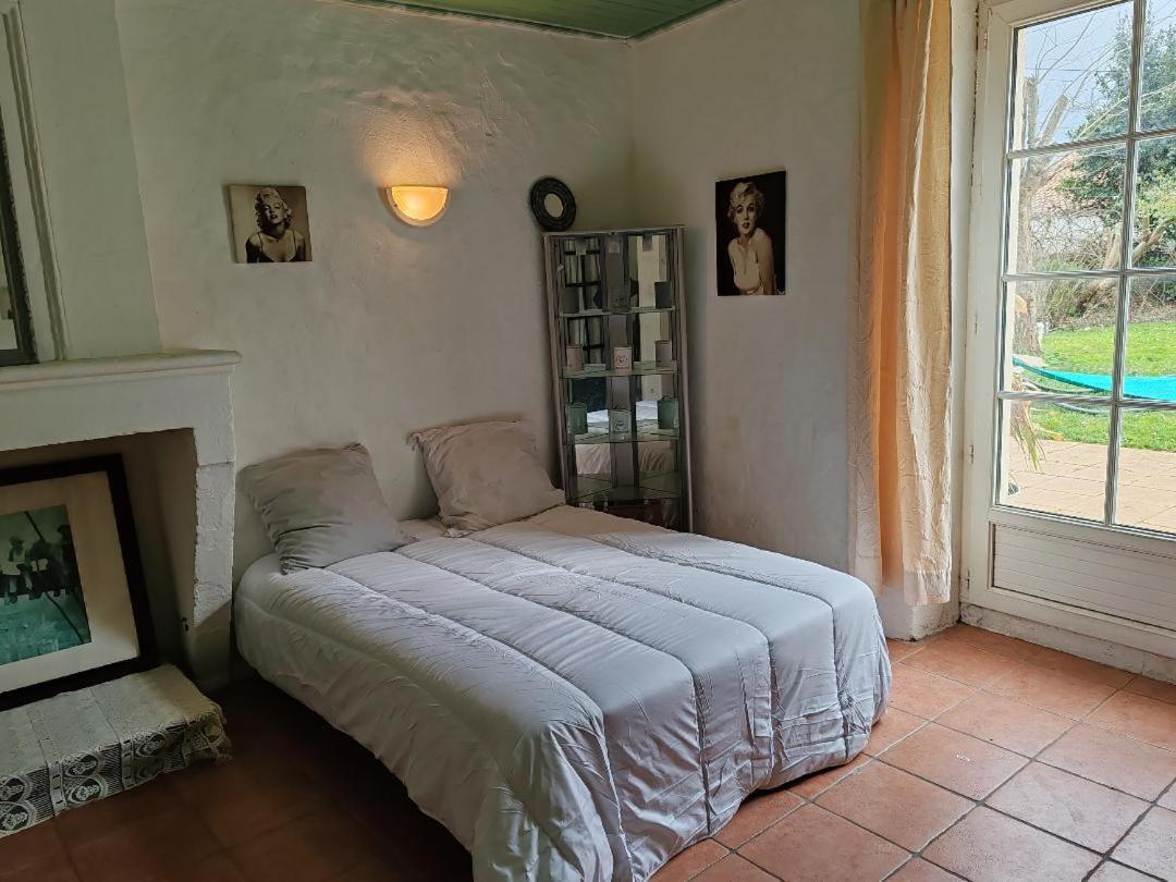 Ex Domaine Chandelier Anglade Kültér fotó